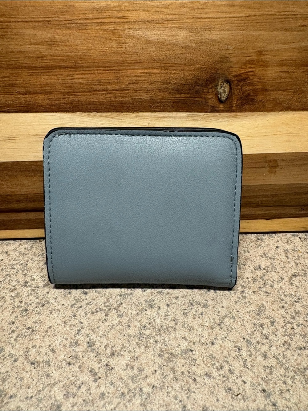 Women’s Leather Bifold Wallet with Coin Purse